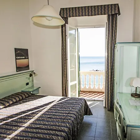 바이아 3* 몬테로소 알 마레